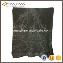 Cachemira tricotada impressão cinza escudo de árvore